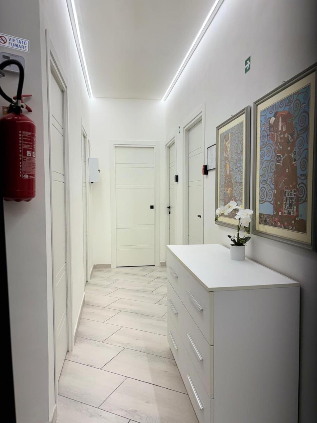 Roma Elena Hotel Eksteriør billede